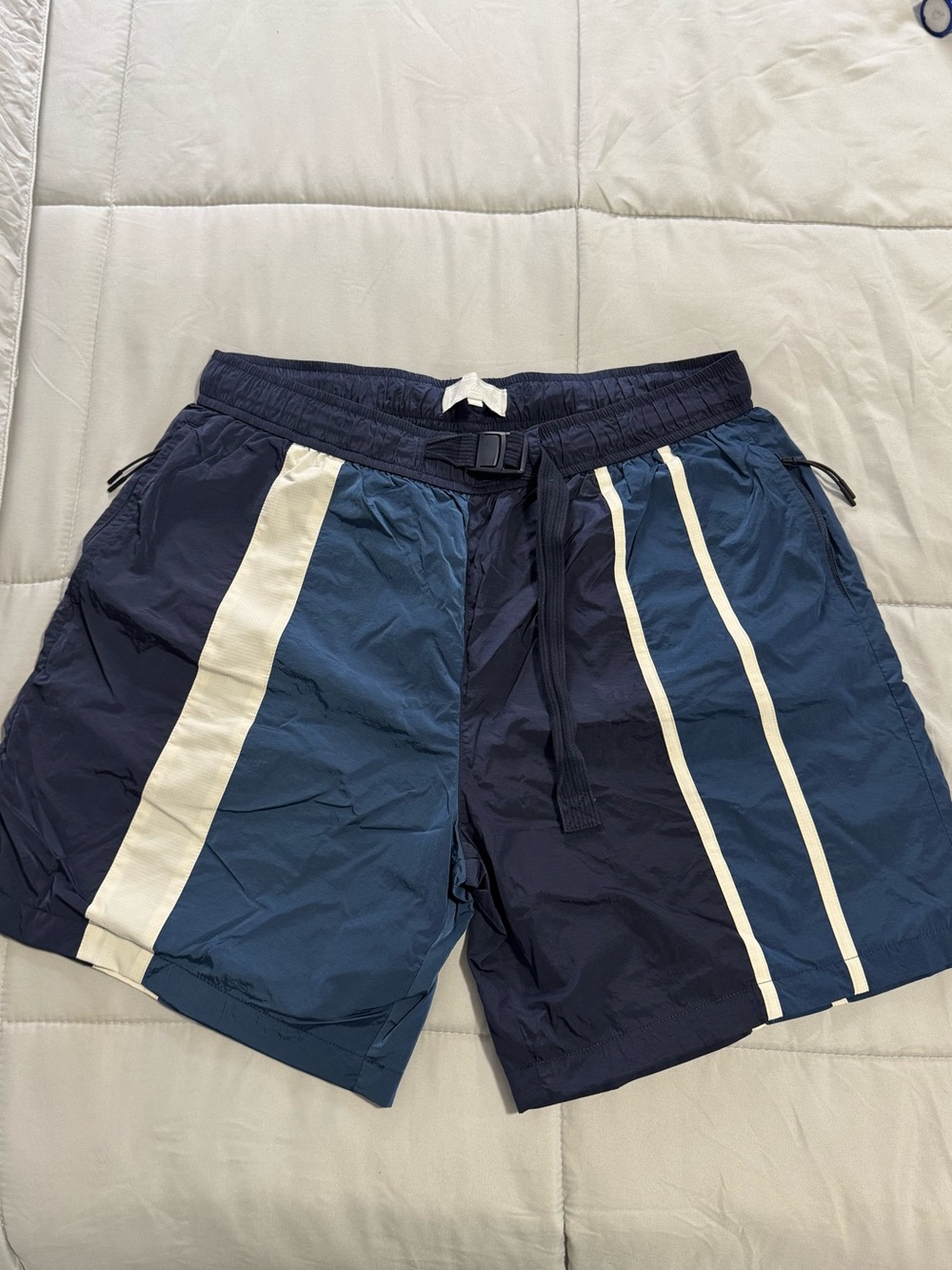 Kith Wrinkle Nylon Mason Short
'Wave'